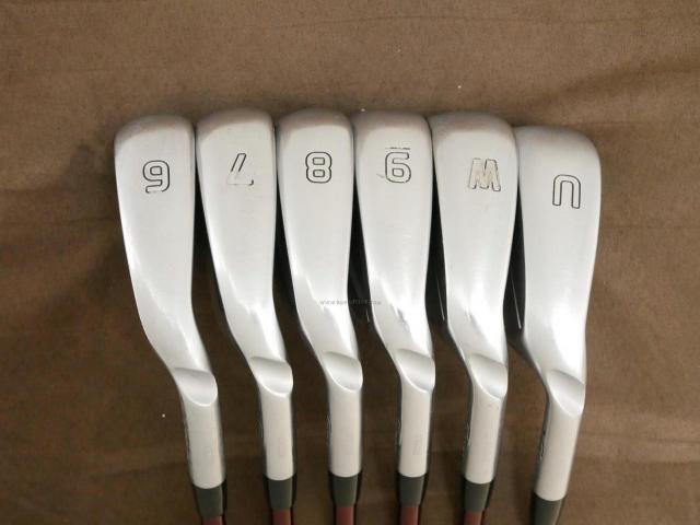 Iron set : Ping : ชุดเหล็ก Ping G700 (ปี 2019 Japan Spec. ใบใหญ่ ง่ายที่สุด ไกลที่สุดของ Ping) มีเหล็ก 6-Pw,Aw (6 ชิ้น) ก้านกราไฟต์ Mitsubishi FUBUKI Flex R