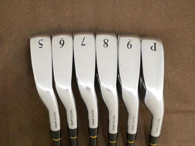 Iron set : Katana : ชุดเหล็ก Katana Voltio II Hi Forged มีเหล็ก 5-Pw (6 ชิ้น) ก้านกราไฟต์ Tour AD 65 Flex R