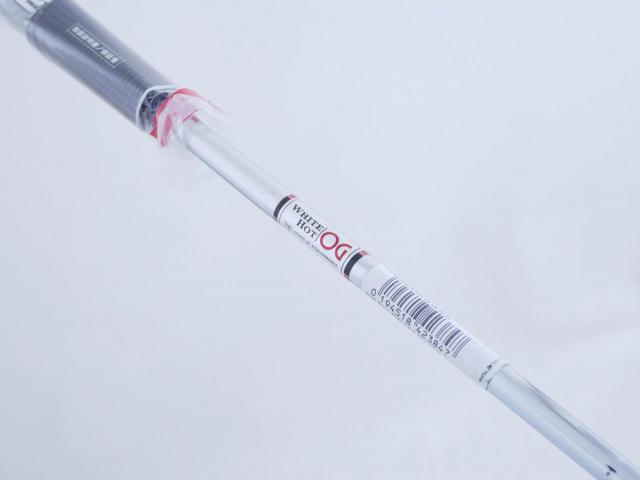 Putter : All : **ของใหม่ ยังไม่แกะพลาสติก** พัตเตอร์ Odyssey White Hot OG 4M ยาว 33 นิ้ว