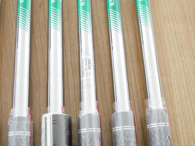 Iron set : Taylormade : **ของใหม่ ยังไม่แกะพลาสติก** ชุดเหล็ก Taylormade P790 (ตัวท้อปสุด ล่าสุด ออกปี 2025 Japan Spec.) มีเหล็ก 5-Pw (6 ชิ้น) ก้านเหล็ก NS Pro 950 NEO Flex S