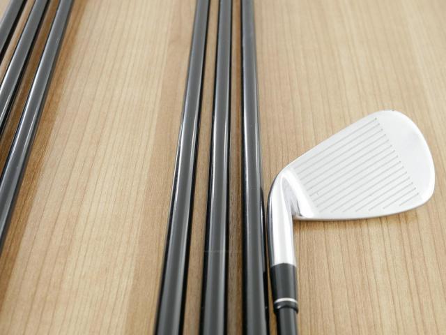 Iron set : Taylormade : ชุดเหล็ก Taylormade Gloire Forged (รุ่นท๊อปสุด Japan Spec.) มีเหล็ก 5-Pw,Aw (7 ชิ้น) ก้านกราไฟต์ Flex R