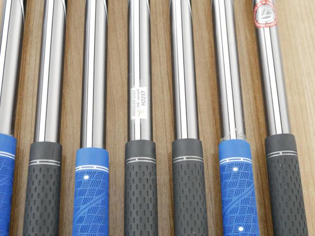 Iron set : Taylormade : ชุดเหล็ก Taylormade Gloire Forged (รุ่นท๊อปสุด Japan Spec.) มีเหล็ก 5-Pw,Aw (7 ชิ้น) ก้านกราไฟต์ Flex R