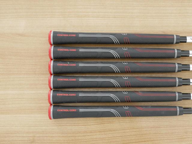 Iron set : Other Brand : ชุดเหล็ก Ryoma DSI (ตีง่ายมาก ไกลมากๆ หายากสุดๆ) มีเหล็ก 5-Pw (6 ชิ้น) ก้านตัวท็อป RYOMA BEYOND POWER IRON FLEX ∞