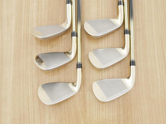 Iron set : PRGR : ชุดเหล็ก PRGR ID Nabla Red Titan (รุ่นท๊อปสุด หน้าเด้ง ไกลมาก) มีเหล็ก 6-Pw,Aw (6 ชิ้น) ก้านกราไฟต์ M-37 Flex R