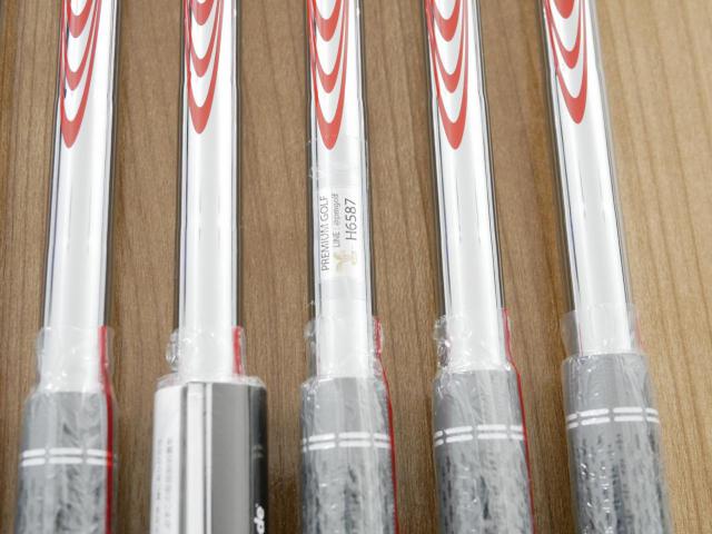 Iron set : Taylormade : **ของใหม่ ยังไม่แกะพลาสติก** ชุดเหล็ก Taylormade P790 (ตัวท้อปสุด ล่าสุด ออกปี 2025 Japan Spec.) มีเหล็ก 5-Pw (6 ชิ้น) ก้านเหล็ก NS Pro Modus 105 Flex S