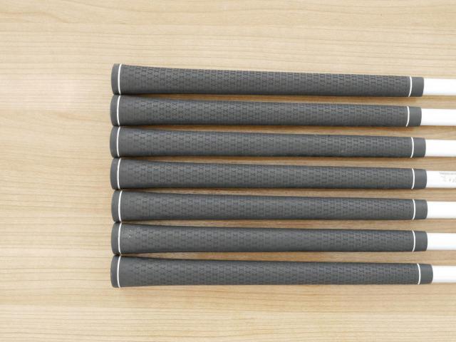 Iron set : Other Brand : ชุดเหล็ก Ryoma DSI (ตีง่ายมาก ไกลมากๆ หายากสุดๆ) มีเหล็ก 5-Pw,Aw (7 ชิ้น เหล็ก 5 ระยะเท่าเหล็ก 4 รุ่นอื่น) ก้านกราไฟต์ Tour AD Flex SR