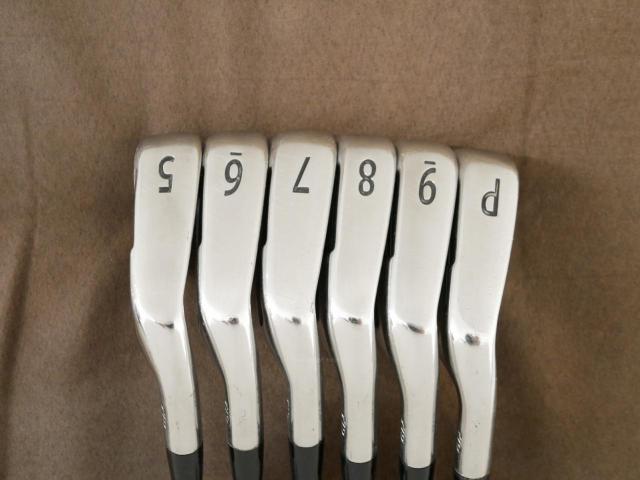 Iron set : Titleist : ชุดเหล็ก Titleist AP1 710 มีเหล็ก 5-Pw (6 ชิ้น) ก้านเหล็ก NS Pro 950 Flex R