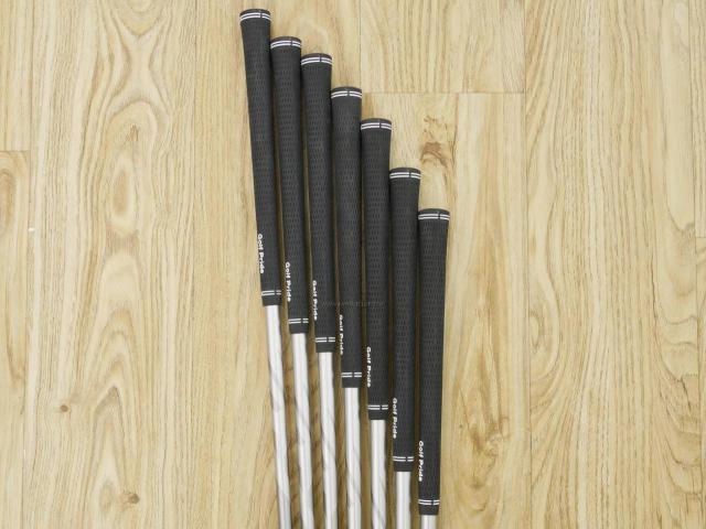 Iron set : Yamaha : ชุดเหล็ก Yamaha Inpres RMX UD+2 (ปี 2016 ตีไกลที่สุด ไกลกว่าเหล็กทั่วไป 2 เบอร์) มีเหล็ก 6-Pw,Aw,As (7 ชิ้น) ก้านกราไฟต์ Fujikura MCI 60 Flex R