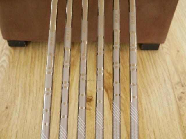 Iron set : Ping : ชุดเหล็ก Ping G430 (รุ่นล่าสุด ออกปี 2022 Japan Spec. ใบใหญ่ ง่าย ไกล) มีเหล็ก 6-W,45 (6 ชิ้น) ก้านกราไฟต์ Ping Tour 2.0 85 Flex S