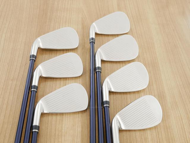 Iron set : Daiwa : **มีตำหนิ** ชุดเหล็ก Daiwa GIII (รุ่นท๊อปสุด หน้าเด้งสุดๆ ใบใหญ่ ตีไกล) มีเหล็ก 5-Pw,Aw (7 ชิ้น) ก้านกราไฟต์ Flex SR