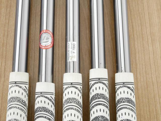 Iron set : Taylormade : ชุดเหล็ก Taylormade Gloire Forged (รุ่นท๊อปสุด Japan Spec.) มีเหล็ก 6-Pw (5 ชิ้น) ก้านกราไฟต์ Flex S