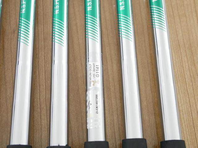 Iron set : Callaway : ชุดเหล็ก Callaway APEX Ai200 Forged (รุ่นล่าสุด ออกปี 2024) มีเหล็ก 5-Pw (6 ชิ้น) ก้านเหล็ก NS Pro 950 NEO Flex S