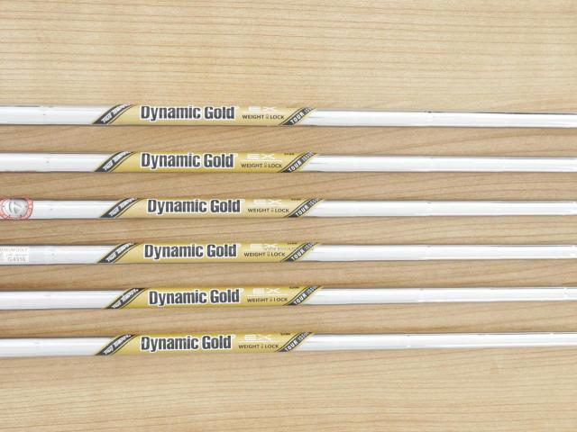 Iron set : Taylormade : ชุดเหล็ก Taylormade P770 Forged (รุ่นปี 2023 นุ่ม แน่น)  มีเหล็ก 5-Pw (6 ชิ้น) ก้านเหล็ก Dynamic Gold EX Weight Lock Tour Issue S200