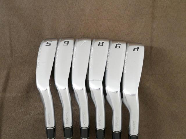 Iron set : Tourstage : ชุดเหล็ก Tourstage VIQ (Forged) มีเหล็ก 5-Pw (6 ชิ้น) ก้านเหล็ก NS Pro 950 Flex R