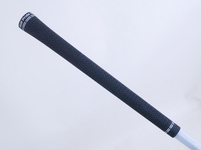 Fairway Wood : Titleist : หัวไม้ 5 Titleist 915F Loft 18 ก้าน Mitsubishi KUROKAGE XD70 Flex S