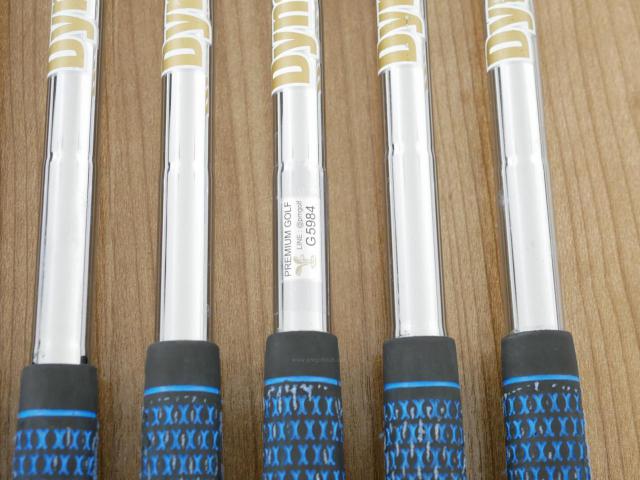 Iron set : Other Brand : **มีตำหนิ** ชุดเหล็ก Fujimoto FG FK-01 Forged (นุ่ม แน่นมากๆๆ หายาก High End สุดๆ) มีเหล็ก 5-Pw (6 ชิ้น) ก้านเหล็ก Dynamic Gold 120 S200