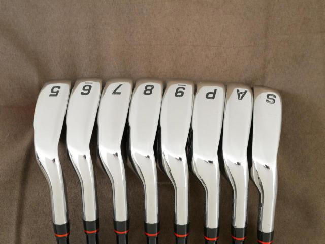 Iron set : Maruman : ชุดเหล็ก Maruman Red-V II (ใบใหญ่ ตีง่าย ไกล) มีเหล็ก 5-Pw,Aw,Sw (8 ชิ้น) ก้านกราไฟต์ Flex R