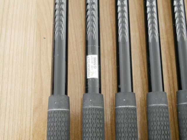 Iron set : PRGR : ชุดเหล็กกระเทย PRGR Egg PC (รุ่นปี 2019 ตีง่ายและไกลมากๆ โกงสุดๆ) มีเหล็ก 7-Pw,Aw,As,Sw (7 ชิ้น) ก้านกราไฟต์ M-37 Flex R