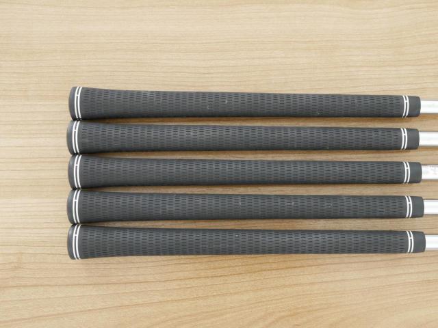 Iron set : Maruman : ชุดเหล็ก Maruman ZETA Type 713 (ใบใหญ่ หน้าเด้ง ตีไกลมาก) มีเหล็ก 6-Pw (5 ชิ้น) ก้านเหล็ก NS Pro Zelos 7 Flex R