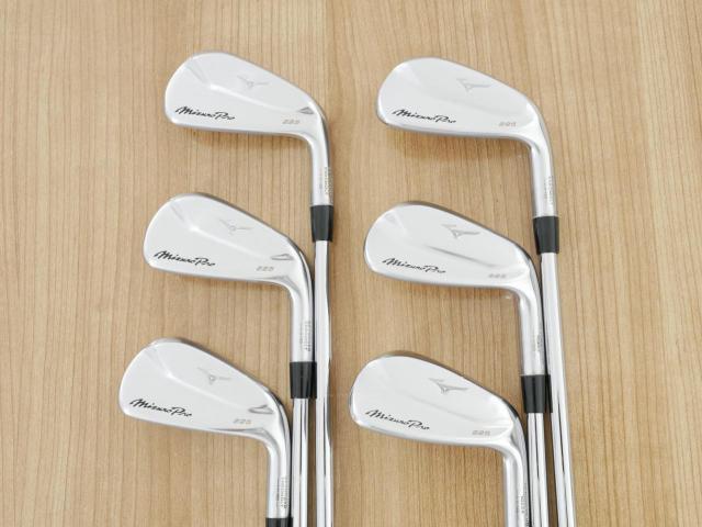 Iron set : Mizuno : ชุดเหล็ก Mizuno Pro 225 Forged (ปี 2023 นุ่ม แน่น ระยะดี) มีเหล็ก 5-Pw (6 ชิ้น) ก้านเหล็ก NS Pro 950 NEO Flex R