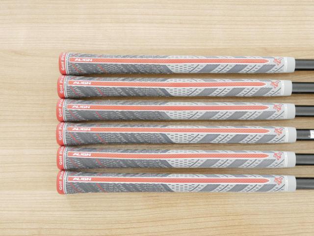 Iron set : Titleist : ชุดเหล็ก Titleist T200 Forged (ออกปี 2023 Japan Spec) มีเหล็ก 5-Pw (6 ชิ้น) ก้านกราไฟต์ Graphite Design RAUNE i90 Flex S