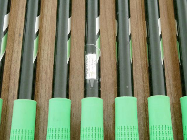 Iron set : Honma : **ก้าน 3 ดาว** ชุดเหล็ก Honma Beres IS-03 (หน้าเด้ง Forged) มีเหล็ก 5-11,Aw,Sw (9 ชิ้น เทียบเท่า 4-Pw,Aw,Sw) ก้าน ARMRQ 8 (45) Flex R (3 ดาว)