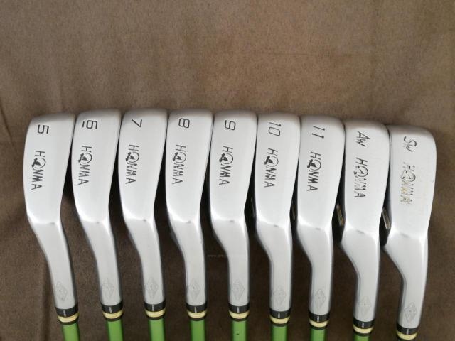 Iron set : Honma : **ก้าน 3 ดาว** ชุดเหล็ก Honma Beres IS-03 (หน้าเด้ง Forged) มีเหล็ก 5-11,Aw,Sw (9 ชิ้น เทียบเท่า 4-Pw,Aw,Sw) ก้าน ARMRQ 8 (45) Flex R (3 ดาว)