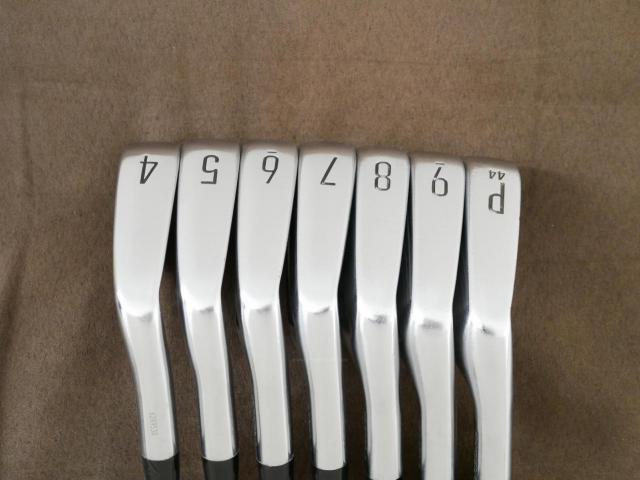 Iron set : Titleist : ชุดเหล็ก Titleist T150 Forged (ออกปี 2023 นุ่ม แน่น คม) มีเหล็ก 4-Pw (7 ชิ้น) ก้านเหล็ก NS Pro 950 NEO Flex S