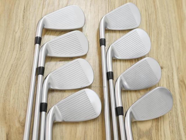 Iron set : Titleist : ชุดเหล็ก Titleist VG3 Type D Forged (รุ่นล่าสุด ปี 2019 Japan Spec. ตีง่ายและไกลที่สุดของ Titleist) มีเหล็ก 6-Pw,Aw,As,Sw (8 ชิ้น) ก้านกราไฟต์ Flex R