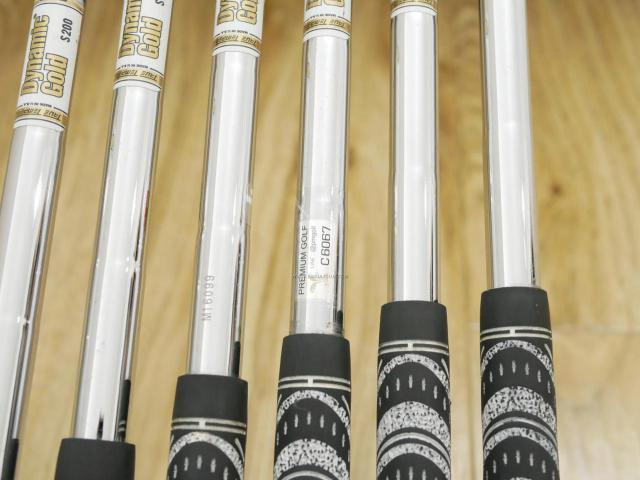 Iron set : Titleist : ชุดเหล็ก Titleist 716 CB Forged (ออกปี 2016) มีเหล็ก 5-Pw (6 ชิ้น) ก้านเหล็ก Dynamic Gold AMT S200