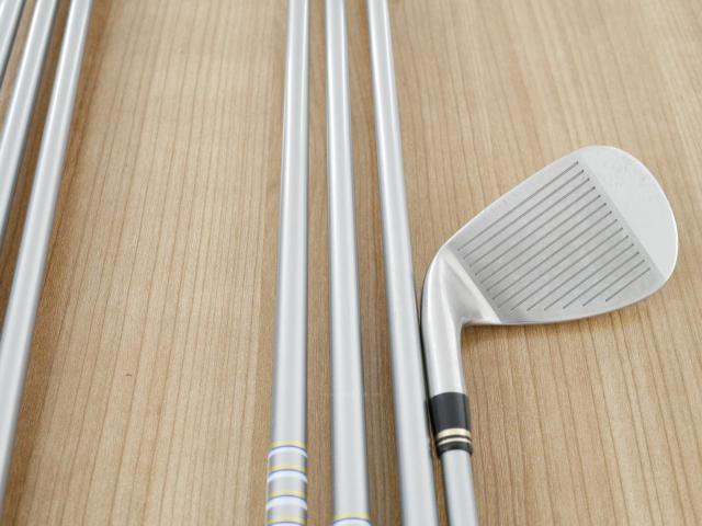 Iron set : Other Brand : ชุดเหล็ก Ryoma DSI (ตีง่ายมาก ไกลมากๆ หายากสุดๆ) มีเหล็ก 5-Pw,Aw (7 ชิ้น เหล็ก 5 ระยะเท่าเหล็ก 4 รุ่นอื่น) ก้านกราไฟต์ Tour AD Flex SR
