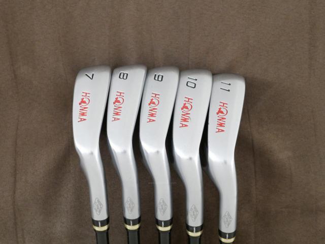 Iron set : Honma : ชุดเหล็ก Honma Beres IS-02 (หน้าเด้ง Forged) มีเหล็ก 7-11 (5 ชิ้น เทียบเท่า 6-Pw) ก้าน ARMRQ 6 (49) Flex R (2 ดาว)