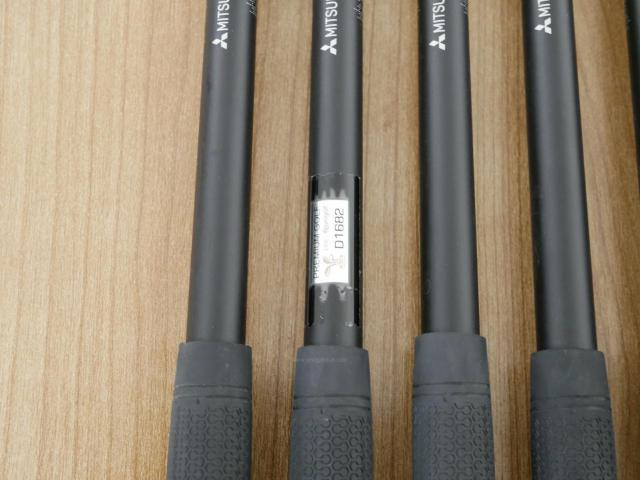Iron set : PXG : ชุดเหล็ก PXG 0211 DUAL COR (ออกปี 2021 หน้าเด้ง ตีไกลมากๆ) มีเหล็ก 7-Pw,Aw,Sw (6 ชิ้น) ก้านกราไฟต์ Mitsubishi MMT 80 Flex R