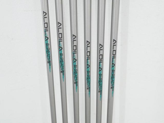 Iron set : Mizuno : ชุดเหล็ก Mizuno Pro 225 Forged (ปี 2023 นุ่ม แน่น ระยะดี) มีเหล็ก 5-Pw (6 ชิ้น) ก้านกราไฟต์ Aldila Superlite HM-30 Flex R