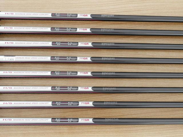 Iron set : PRGR : ชุดเหล็ก PRGR H/S 701 (หน้า Maraging เด้ง ไกล) มีเหล็ก 5-Pw,Aw,Sw (8 ชิ้น) ก้าน M-37 Flex R