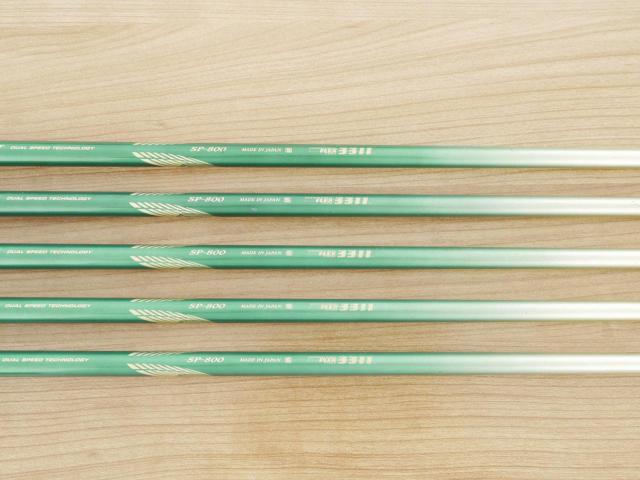 Iron set : XXIO : ชุดเหล็ก XXIO Prime 8 (รุ่นท๊อปสุด ออกปี 2015 ตีง่าย ไกล) มีเหล็ก 6-Pw (5 ชิ้น) ก้านกราไฟต์ SP-800 Flex R