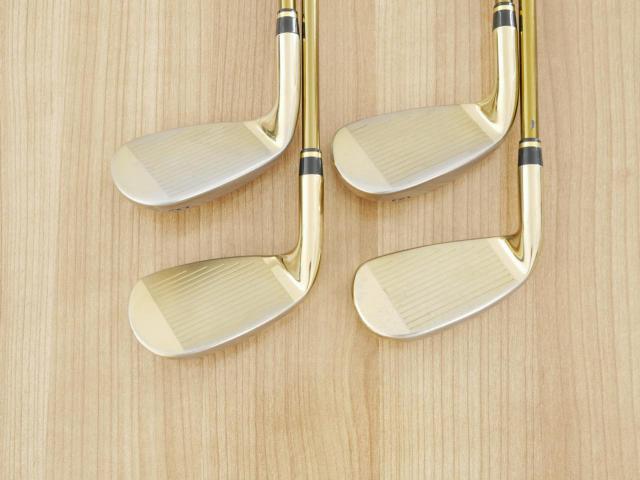 Iron set : Tsuruya : ชุดเหล็ก Tsuruya AXEL Gold Premium II (รุ่นปี 2017 ของใหม่ 6 หมื่นกว่าบาท หน้าเด้งสุดๆ ไกลสุดๆๆ) มีเหล็ก 7-Pw (4 ชิ้น) ก้านกราไฟต์ Flex R