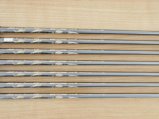Iron set : Tsuruya : ชุดเหล็ก Tsuruya AXEL Gold Premium III (ออกปี 2019 ของใหม่ 6 หมื่นกว่าบาท หน้าเด้งสุดๆ ไกลสุดๆๆ) มีเหล็ก 7-Pw,Aw,As,Sw (7 ชิ้น) ก้านกราไฟต์ Flex R