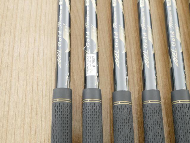 Iron set : Tsuruya : ชุดเหล็ก Tsuruya AXEL Gold Premium III (ออกปี 2019 ของใหม่ 6 หมื่นกว่าบาท หน้าเด้งสุดๆ ไกลสุดๆๆ) มีเหล็ก 7-Pw,Aw,As,Sw (7 ชิ้น) ก้านกราไฟต์ Flex R