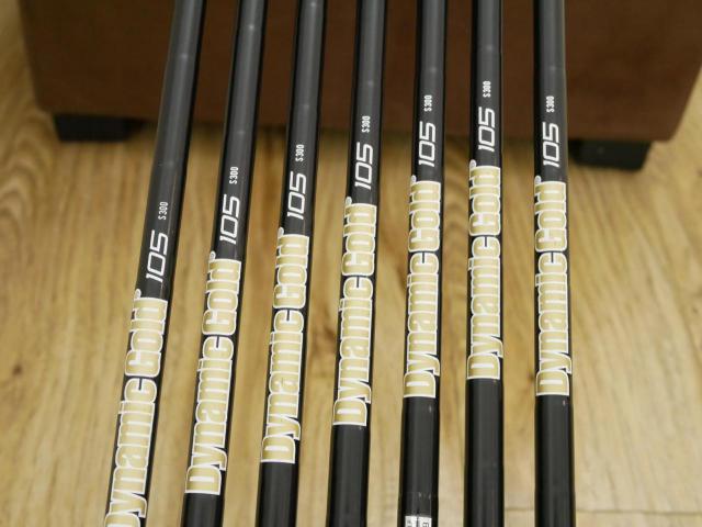 Iron set : Taylormade : ชุดเหล็ก Taylormade P790 Black (ตัวท้อปสุด ออกปี 2018) มีเหล็ก 4-Pw (7 ชิ้น) ก้านเหล็ก Dynamic Gold 105 S300