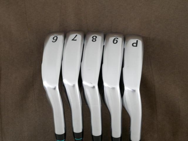 Iron set : Maruman : ชุดเหล็ก Maruman ZETA Type 713 (ใบใหญ่ หน้าเด้ง ตีไกลมาก) มีเหล็ก 6-Pw (5 ชิ้น) ก้านกราไฟต์ Flex R