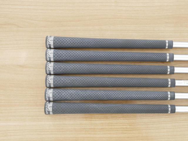Iron set : Taylormade : ชุดเหล็ก Taylormade P790 (ตัวท้อปสุด ปี 2023 Japan Spec.) มีเหล็ก 5-Pw (6 ชิ้น) ก้านเหล็ก NS Pro Modus 120 Flex S