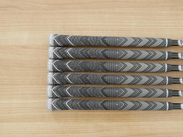 Iron set : Miura : ชุดเหล็ก Miura CB-302 Black Forged (ออกปี 2023 นุ่มมากๆๆ) มีเหล็ก 5-Pw (6 ชิ้น) ก้านกราไฟต์ Mitsubishi VANQUISH 5 Flex R