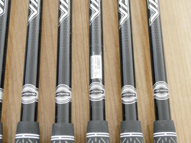 Iron set : Miura : ชุดเหล็ก Miura CB-302 Black Forged (ออกปี 2023 นุ่มมากๆๆ) มีเหล็ก 5-Pw (6 ชิ้น) ก้านกราไฟต์ Mitsubishi VANQUISH 5 Flex R