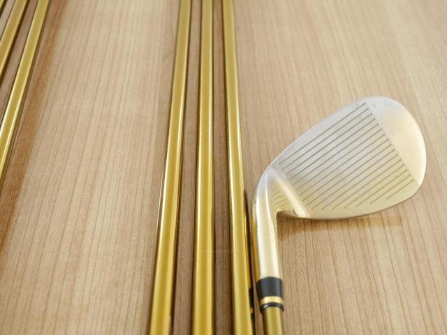 Iron set : Tsuruya : ชุดเหล็ก Tsuruya AXEL Gold Premium II (รุ่นปี 2017 ของใหม่ 6 หมื่นกว่าบาท หน้าเด้งสุดๆ ไกลสุดๆๆ) มีเหล็ก 7-Pw,Aw,As,Sw (7 ชิ้น ครบเซ็ต) ก้านกราไฟต์ Flex R