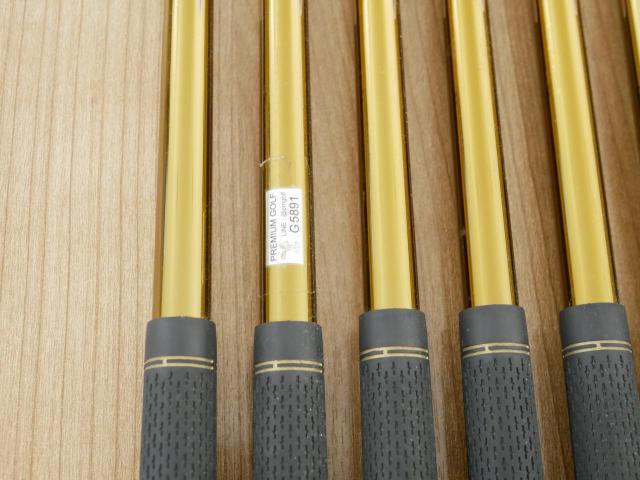 Iron set : Tsuruya : ชุดเหล็ก Tsuruya AXEL Gold Premium II (รุ่นปี 2017 ของใหม่ 6 หมื่นกว่าบาท หน้าเด้งสุดๆ ไกลสุดๆๆ) มีเหล็ก 7-Pw,Aw,As,Sw (7 ชิ้น ครบเซ็ต) ก้านกราไฟต์ Flex R