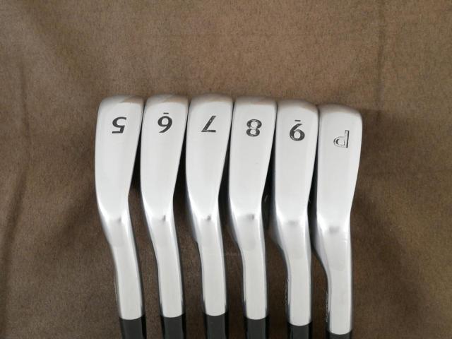 Iron set : Titleist : ชุดเหล็ก Titleist VG3 Forged (Japan Spec. นุ่มแน่น) มีเหล็ก 5-Pw (6 ชิ้น) ก้านเหล็ก NS Pro 950 Flex S