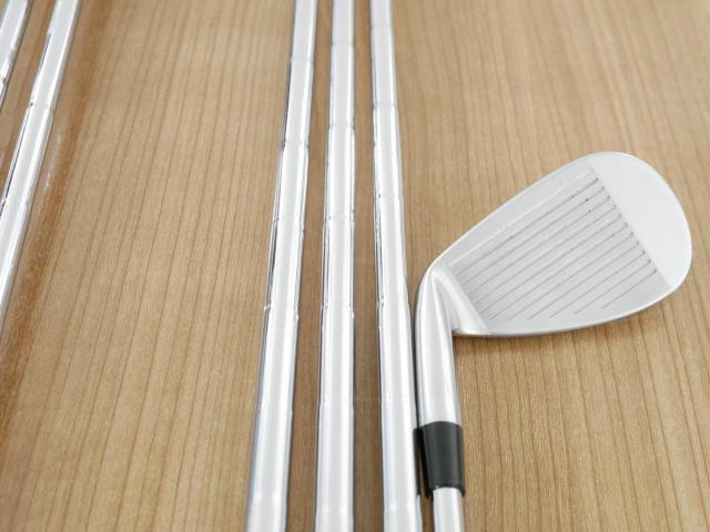 Iron set : Bridgestone : Bridgestone JGR Hybrid Forged (ตีไกลกว่าตัวอื่น 2 เบอร์) มีเหล็ก 5-P1,P2 (7 ชิ้น) ก้านเหล็ก NS Pro V90 Flex S