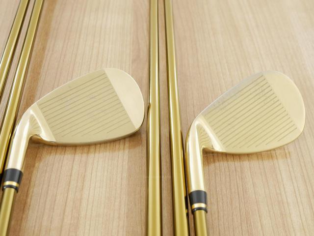 Iron set : Tsuruya : **มีตำหนิ** ชุดเหล็ก Tsuruya AXEL Gold Premium II (รุ่นปี 2017 ของใหม่ 6 หมื่นกว่าบาท หน้าเด้งสุดๆ ไกลสุดๆๆ) มีเหล็ก 7-Pw,Aw,As,Sw (7 ชิ้น ครบเซ็ต) ก้านกราไฟต์ Flex R