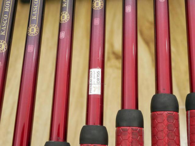 Iron set : Kasco : ชุดเหล็ก Kasco Royal (รุ่นท๊อปสุด หายากมากๆๆๆๆ) มีเหล็ก 5-Pw,Aw (7 ชิ้น) ก้านกราไฟต์ FLex R